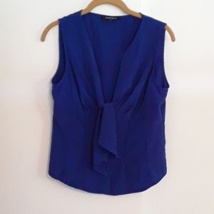 Nanette Lepore sleeveless tie collar blouse
